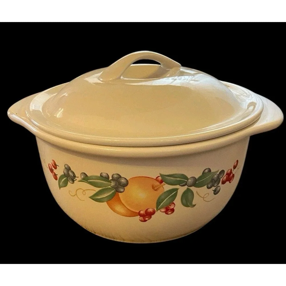Corelle Abundance 1.5 QT Casserole Dish With Lid Stoneware Cozy Farmhouse Rustic